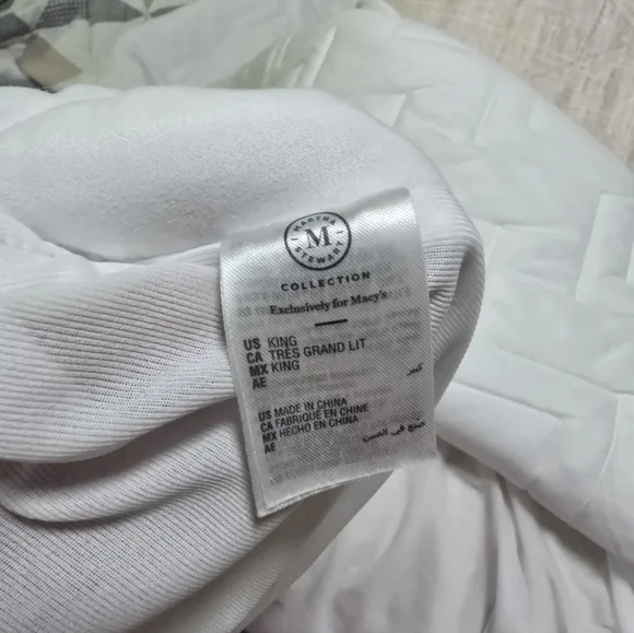 Hotel Collection White Chevron Mattress Cover - Picture 5 of 5